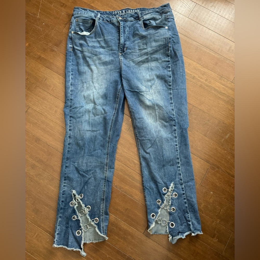 Love & Legend rare and one of a kind jeans with chains. - Picture 1 of 11